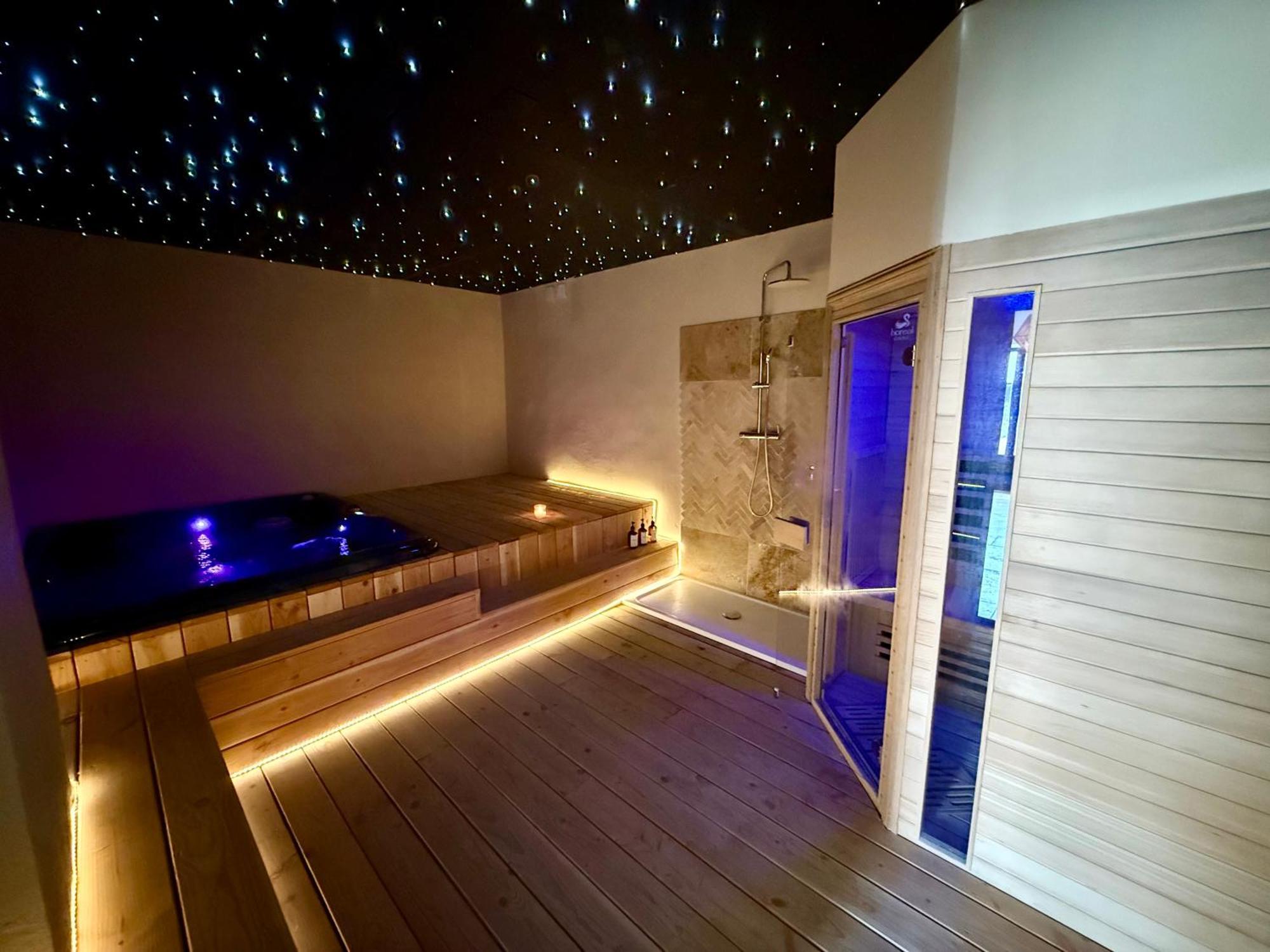 La Maison De Ville - Piscine - Spa Sète Kültér fotó